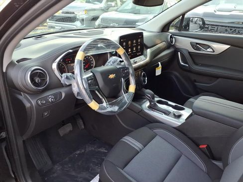 New 2026 Chevrolet Blazer LT w/ Convenience Package AWD/4WD image 11