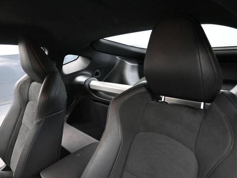 Used 2023 Nissan Z w/ Floor Mat Package (L93) RWD image 14