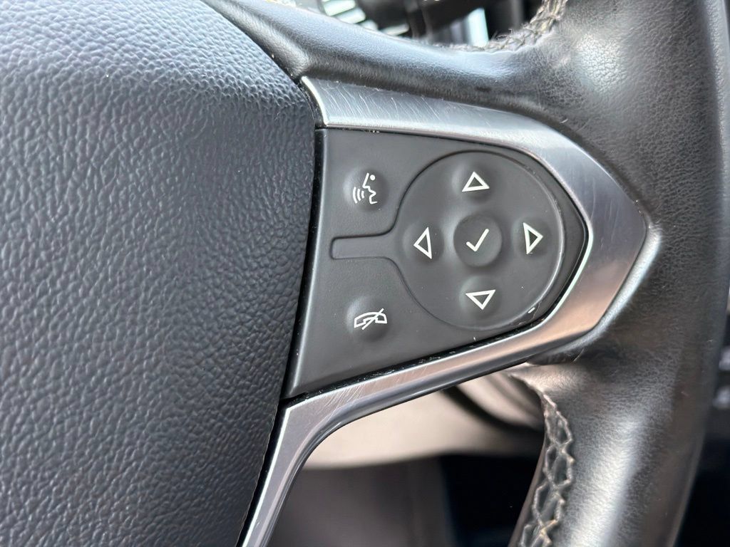Certified 2023 Chevrolet Traverse LT AWD/4WD image 18