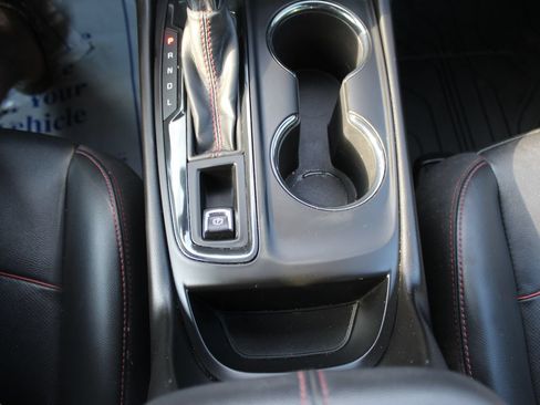 Used 2022 Chevrolet Equinox RS w/ RS Leather Package FWD image 31