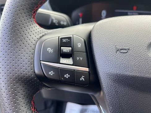 Certified 2024 Ford Escape ST-Line w/ Tech Pack #1 AWD/4WD image 9