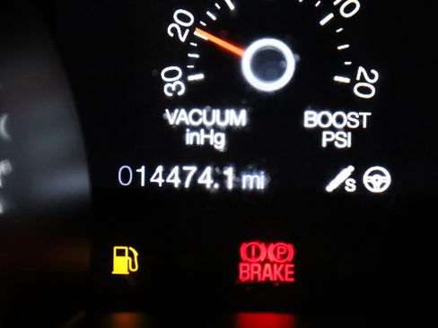 Used 2014 Ford Mustang Shelby GT500 w/ Equipment Group 821A image 21