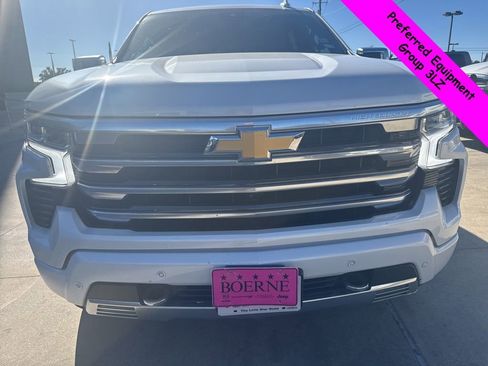 Used 2024 Chevrolet Silverado 1500 High Country image 5