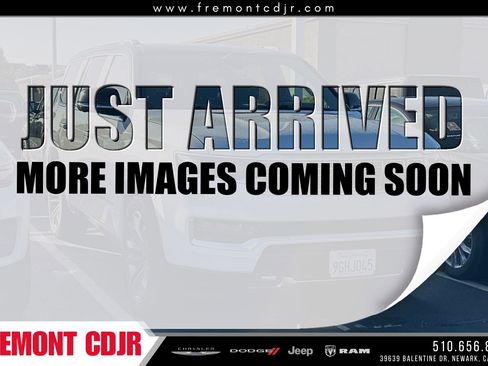 Used 2023 Jeep Grand Wagoneer Series III w/ HD Trailer Tow Package AWD/4WD image 1