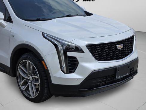 Used 2023 Cadillac XT4 Sport w/ Enhanced Visibility Package image 30