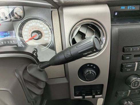 Used 2010 Ford F150 XLT image 18