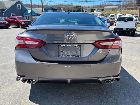 Used 2018 Toyota Camry XSE w/ Audio Package image 4