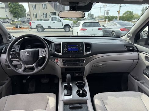 Used 2019 Honda Pilot LX image 22