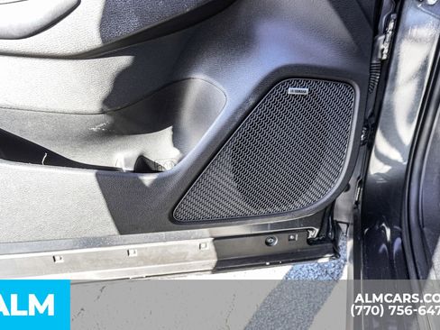 Used 2025 Mitsubishi Outlander SE image 57