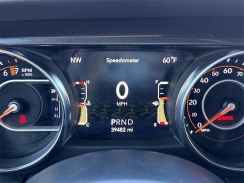 Used 2021 Jeep Wrangler Unlimited Sahara image 38