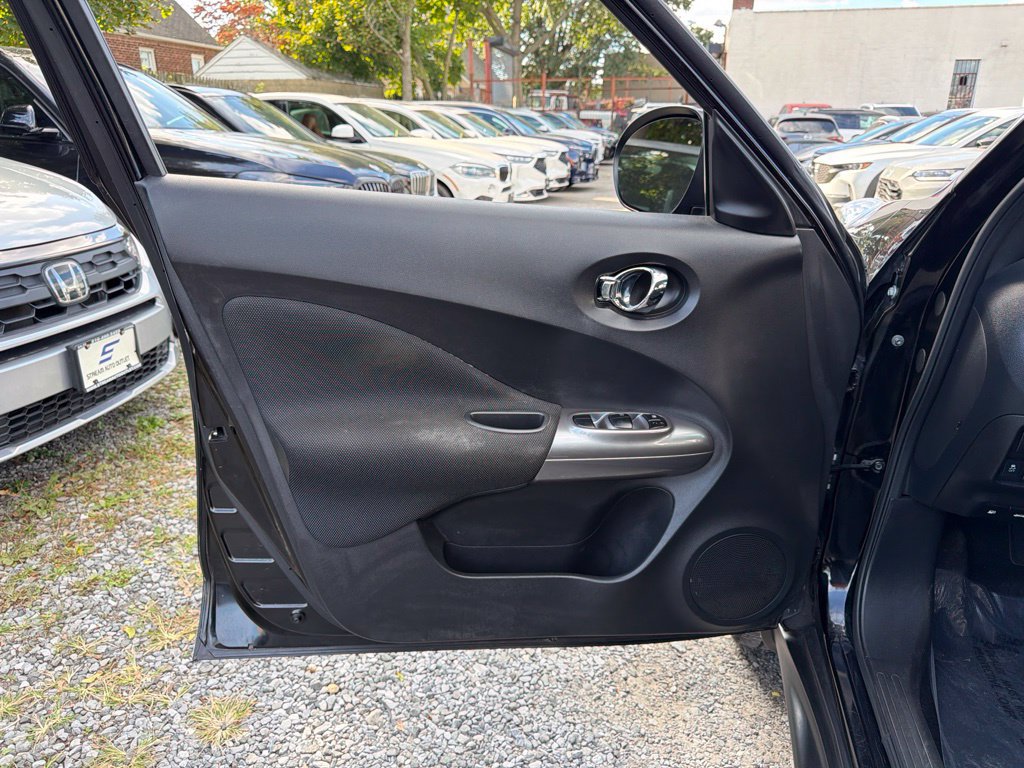 Used 2014 Nissan Juke S AWD/4WD image 26