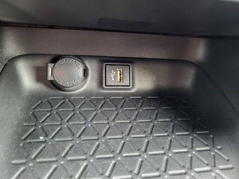 Used 2024 Toyota RAV4 XLE image 18