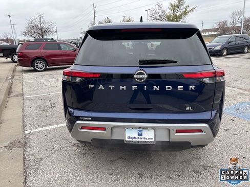 Used 2025 Nissan Pathfinder SL FWD image 26