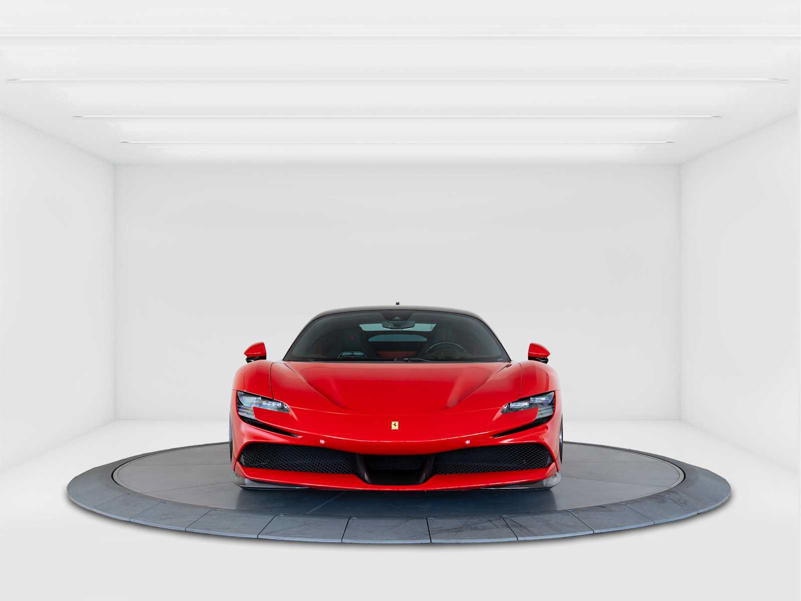 Used 2022 Ferrari SF90 Stradale AWD/4WD image 8