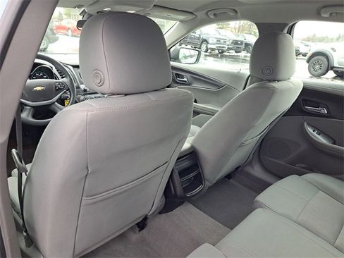 Used 2014 Chevrolet Impala LS w/ LS Convenience Package image 21