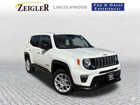Used 2023 Jeep Renegade Latitude AWD/4WD image 1