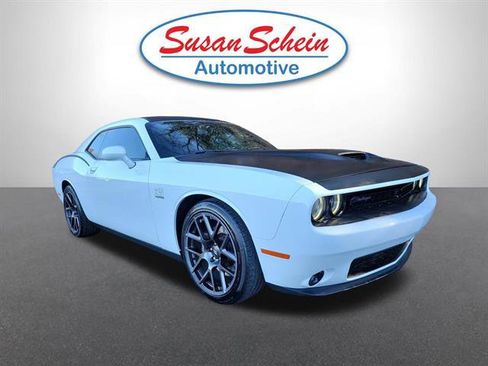 Used 2018 Dodge Challenger T/A w/ Quick Order Package 28P T/A image 19