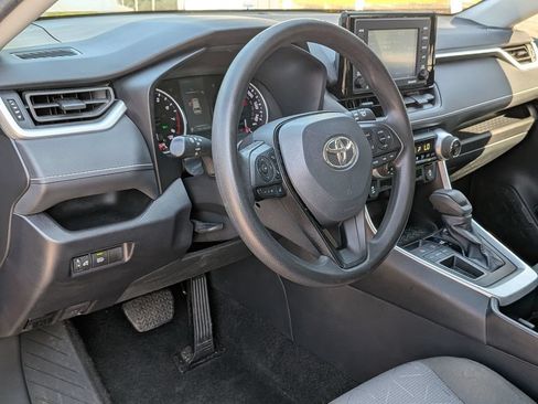 Used 2022 Toyota RAV4 XLE FWD image 34