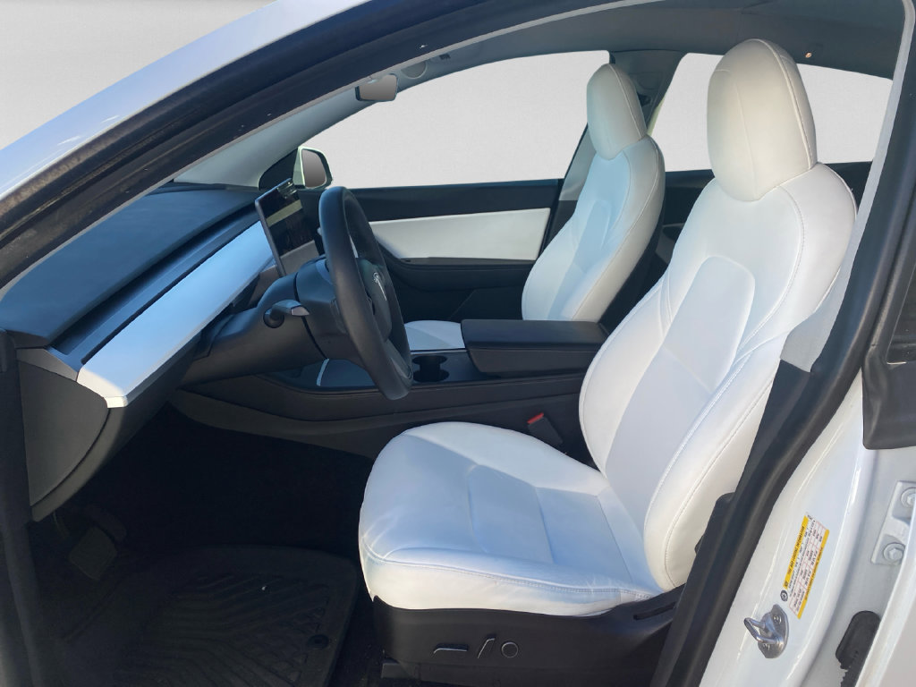 Used 2021 Tesla Model Y Long Range AWD/4WD image 19