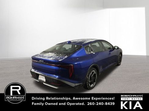 Certified 2025 Kia K4 EX image 6