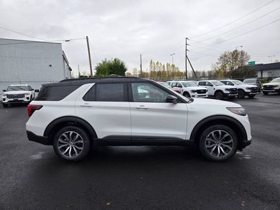 New 2026 Ford Explorer ST-Line