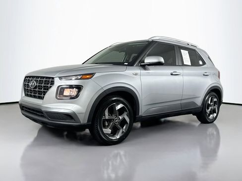 Used 2021 Hyundai Venue SEL w/ Cargo Package image 38