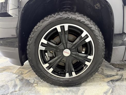 Used 2017 GMC Terrain SLE image 26