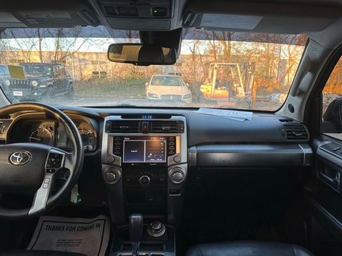 Used 2020 Toyota 4Runner SR5 image 27
