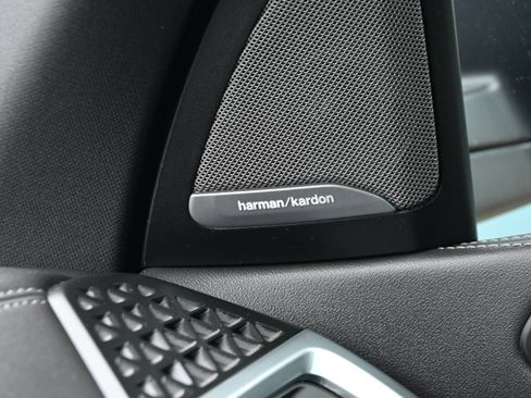 Used 2026 BMW X5 xDrive40i w/ Premium Package image 26