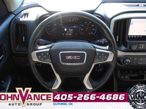 Used 2020 GMC Canyon Denali image 32
