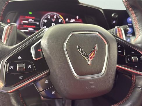 Used 2023 Chevrolet Corvette Stingray Coupe w/ Z51 Performance Package image 21