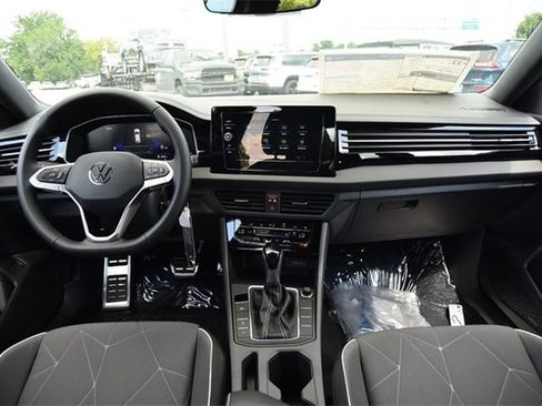 New 2025 Volkswagen Jetta Sport image 7