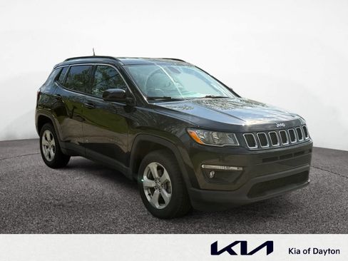 Used 2019 Jeep Compass Latitude w/ Popular Equipment Group image 3