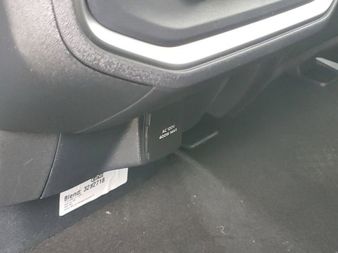 New 2025 Ford Expedition Max Platinum w/ Stealth Performance Package image 13