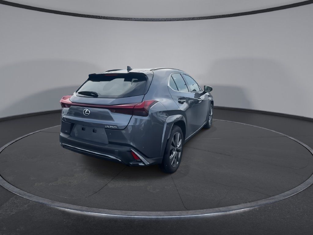 Used 2024 Lexus UX 250h F Sport FWD image 8