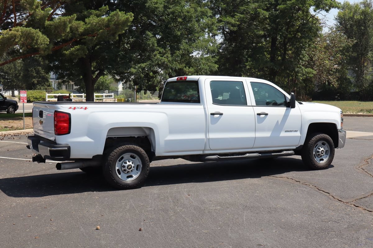 Used 2016 Chevrolet Silverado 2500 W/T AWD/4WD image 4
