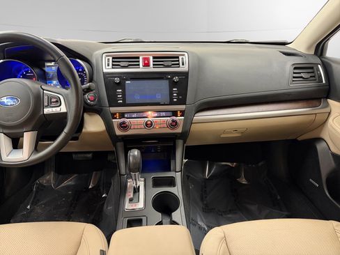 Used 2017 Subaru Outback 2.5i Limited image 11