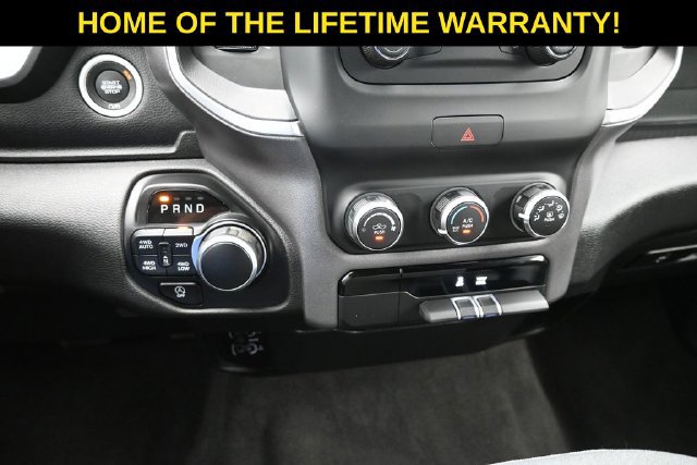 Used 2021 RAM 1500 Big Horn AWD/4WD image 29