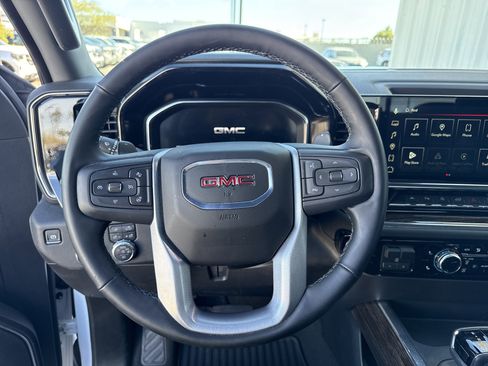 Used 2025 GMC Sierra 1500 Elevation w/ Elevation Premium Package image 16