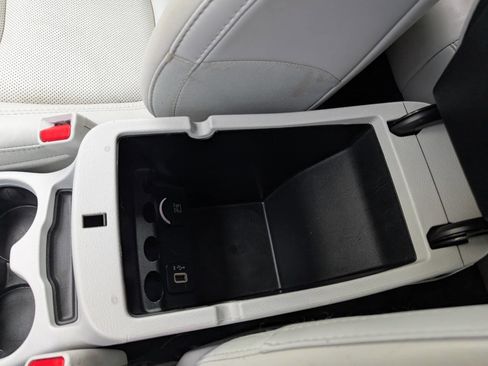 Used 2019 Jeep Cherokee Limited w/ Trailer Tow Group image 30