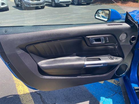 Used 2019 Ford Mustang GT Premium RWD image 33
