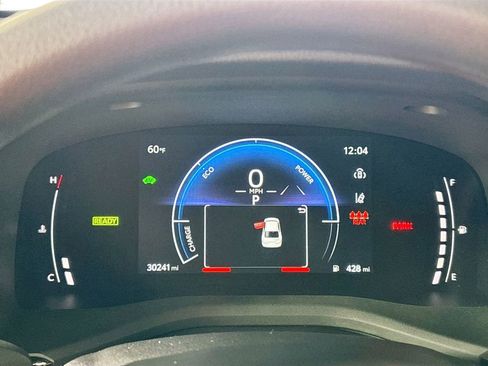 Used 2025 Toyota Camry LE image 14