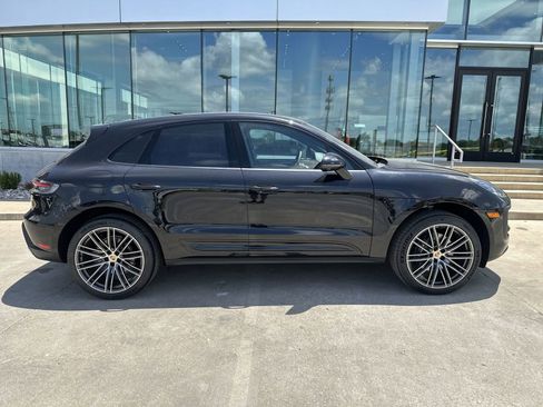 New 2025 Porsche Macan image 8
