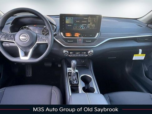 New 2025 Nissan Altima 2.5 SV w/ SV Special Edition Package image 5