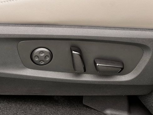 New 2026 INFINITI QX60 Luxe image 23