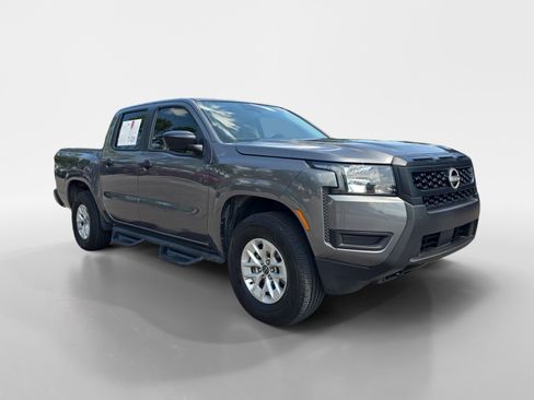 Used 2025 Nissan Frontier S AWD/4WD image 8