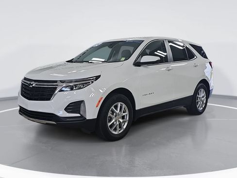 Certified 2024 Chevrolet Equinox LT AWD/4WD image 9