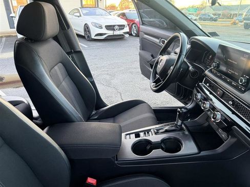 Used 2022 Honda Civic Sport image 13