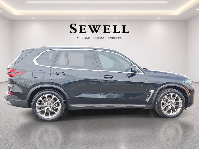 Used 2024 BMW X5 xDrive40i w/ Premium Package AWD/4WD image 5