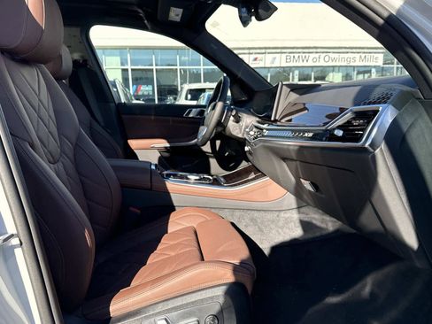 New 2026 BMW X5 xDrive50e w/ Premium Package AWD/4WD image 16